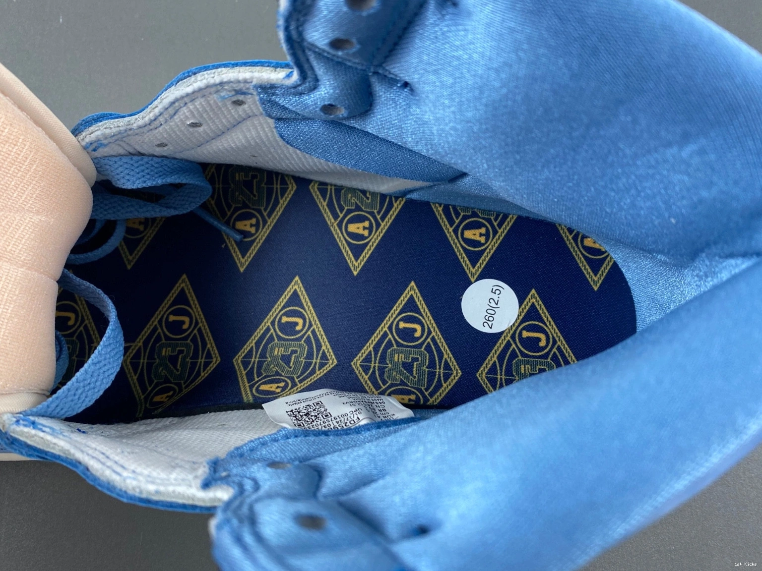 OG FD2596-400 1 Jordan High Flight First Air in 1102